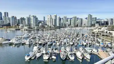 315 674 LEG IN BOOT SQUARE, Vancouver BC V5Z 4B4