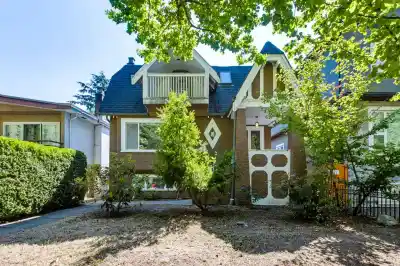 3888 W 15TH AVENUE, Vancouver BC V6R 2Z9