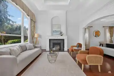 6286 DUNSMUIR CRESCENT, Richmond BC V7C 5R6
