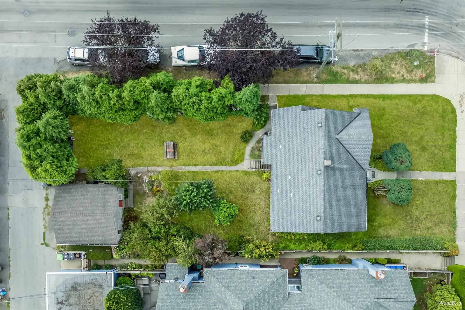 96 W 16TH AVENUE, Vancouver BC V5Y 1Y6