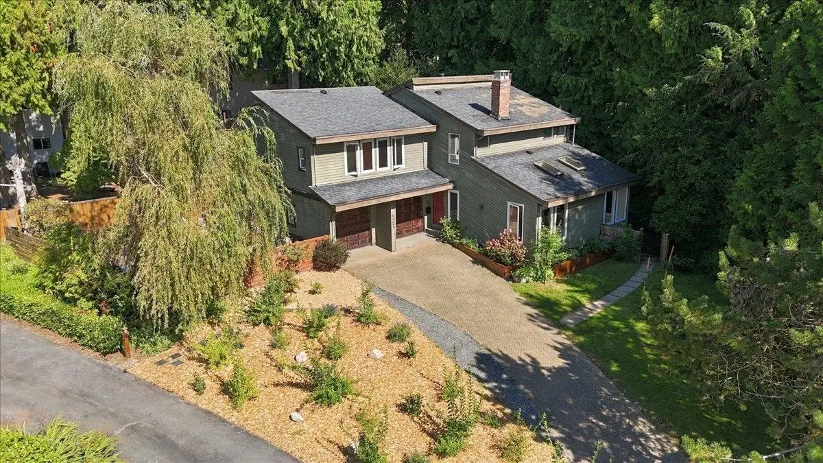 4151 FIRCREST PLACE, North Vancouver BC V7K 3A2