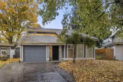 6640 SHAWNIGAN PLACE, Richmond BC V7E 4W9