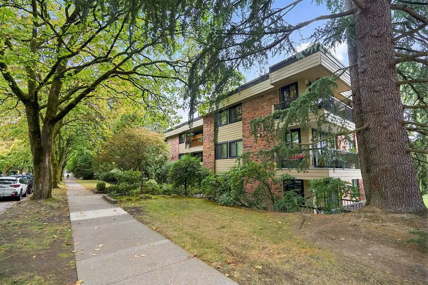 206 1717 W 13TH AVENUE, Vancouver BC V6J 2H2