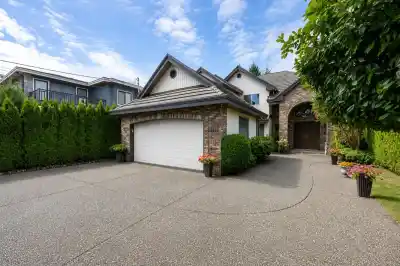 8971 FOSTER ROAD, Richmond BC V6Y 1Z9
